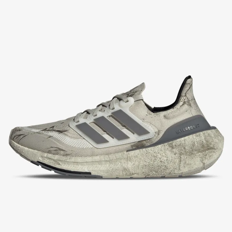 adidas ULTRABOOST LIGHT